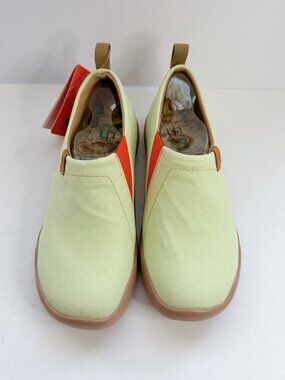 Women’s Size 8 UIN Toledo Pastel Mint Green Canvas Slip-On Shoes